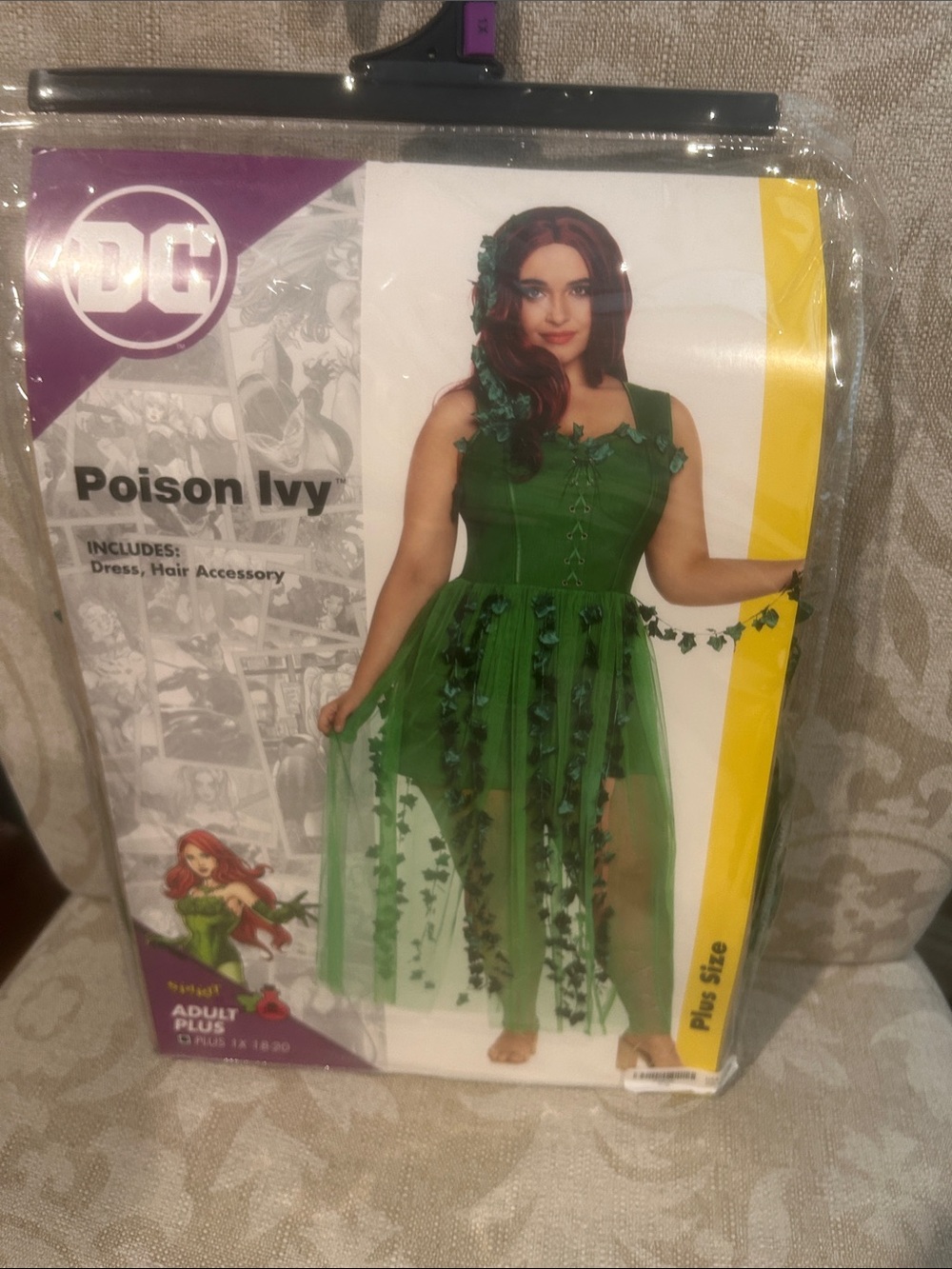 DC Poison Ivy Plus Size Green Party Costume with Hair Accessory